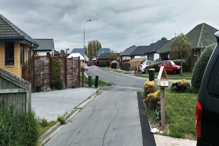 Photo of property in 14 Brightstone Crescent, Aranui, Christchurch, 8061