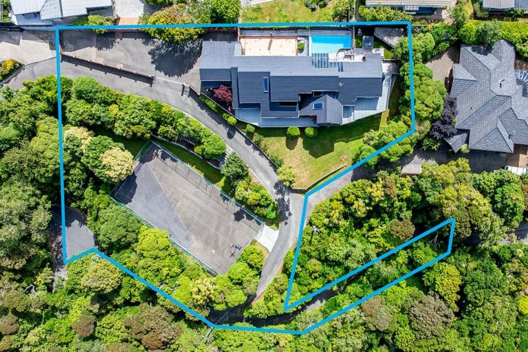 Photo of property in 170 Paremata Road, Paremata, Porirua, 5024