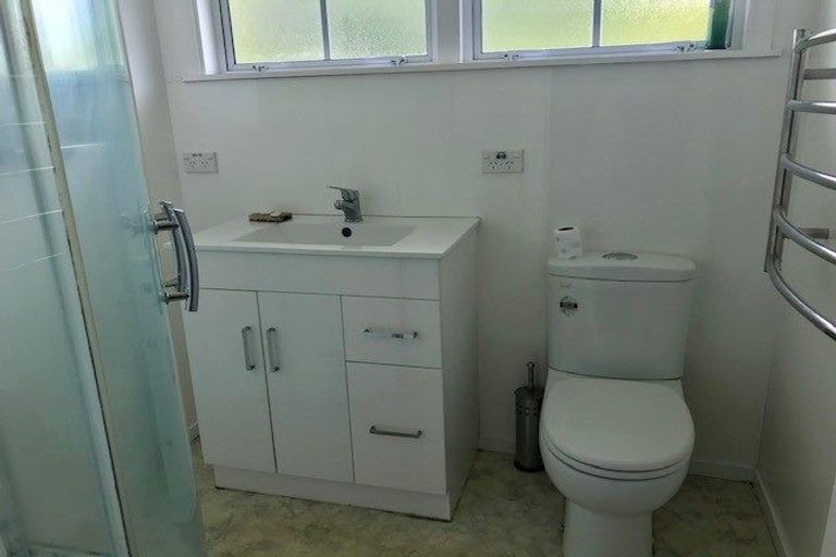 Photo of property in 1/1 Wycherley Drive, Bucklands Beach, Auckland, 2014