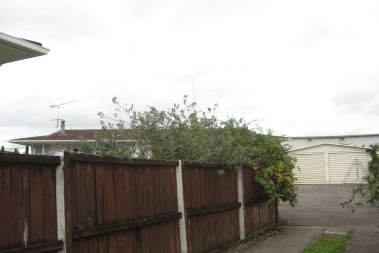 Photo of property in 52 Reelick Avenue, Pakuranga Heights, Auckland, 2010
