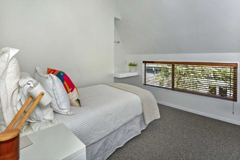 Photo of property in 146 Innes Road, St Albans, Christchurch, 8052