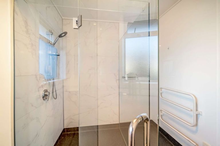 Photo of property in 11 Swift Street, South Hill, Oamaru, 9400