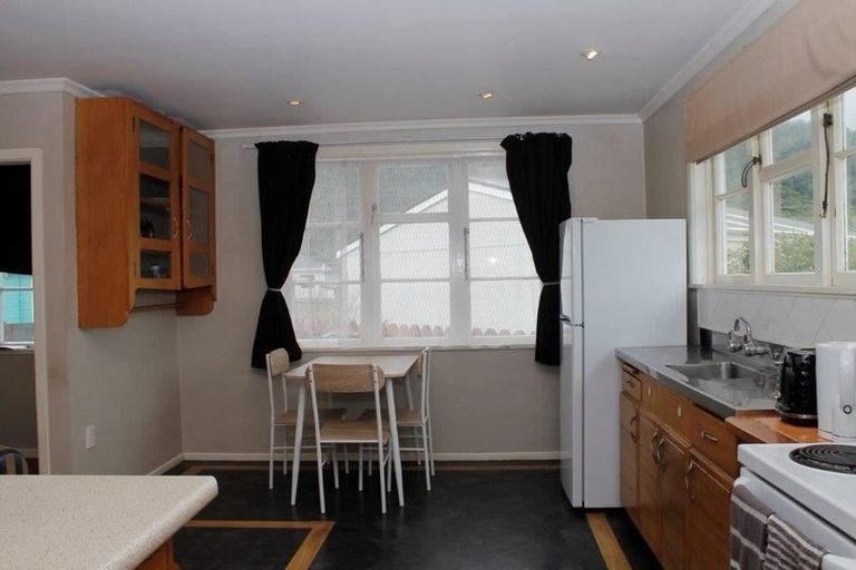 Photo of property in 13 Lynch Street, Cobden, Greymouth, 7802