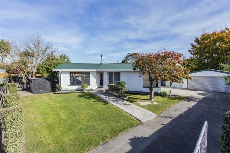 Photo of property in 51 Gibbs Drive, Woodend, 7610