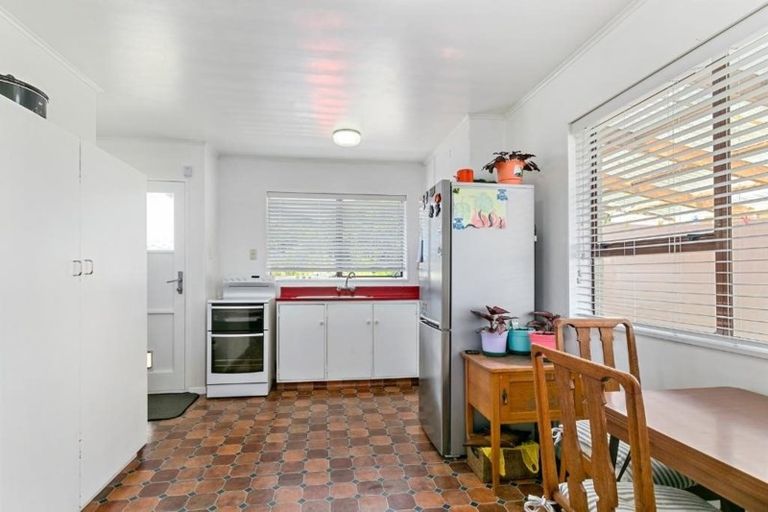 Photo of property in 19b Newburn Grove, Wainuiomata, Lower Hutt, 5014