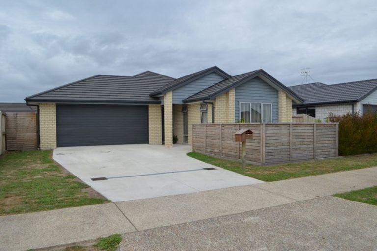 Photo of property in 16 Rotomanu Place, Pyes Pa, Tauranga, 3112