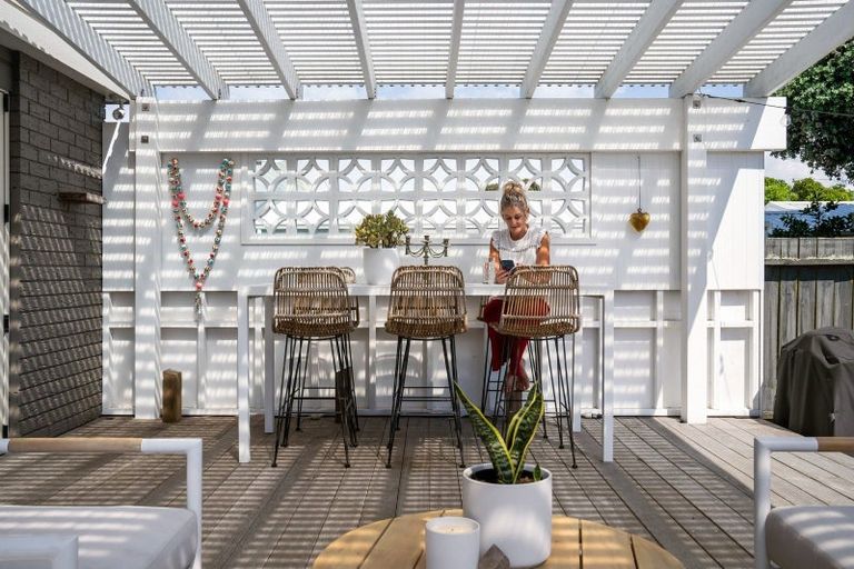 Photo of property in 10 Lee Street, Mount Maunganui, 3116