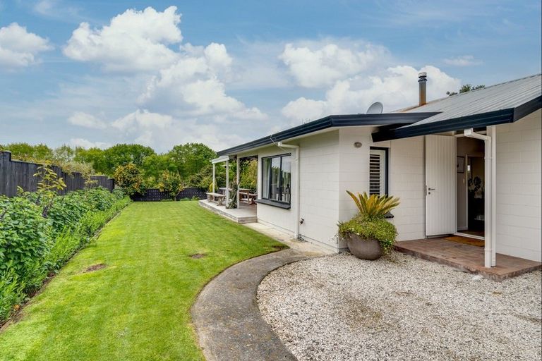 Photo of property in 15 Kopanga Road, Havelock North, 4130