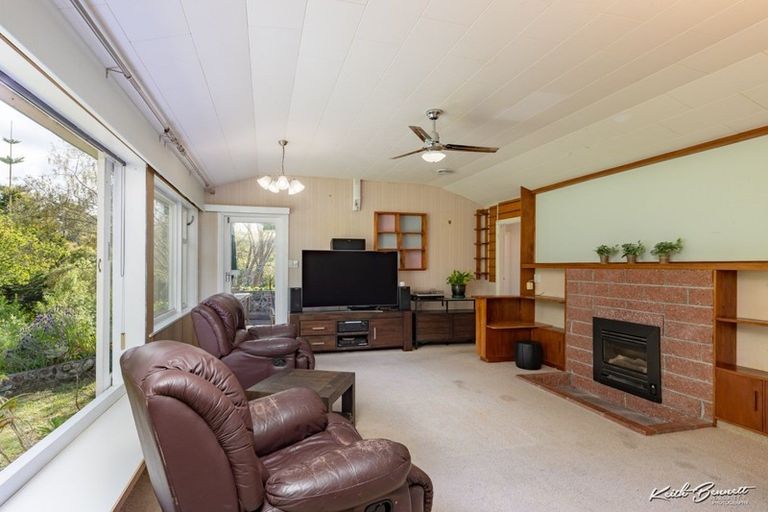 Photo of property in 16 Black Beech Street, Birchville, Upper Hutt, 5018