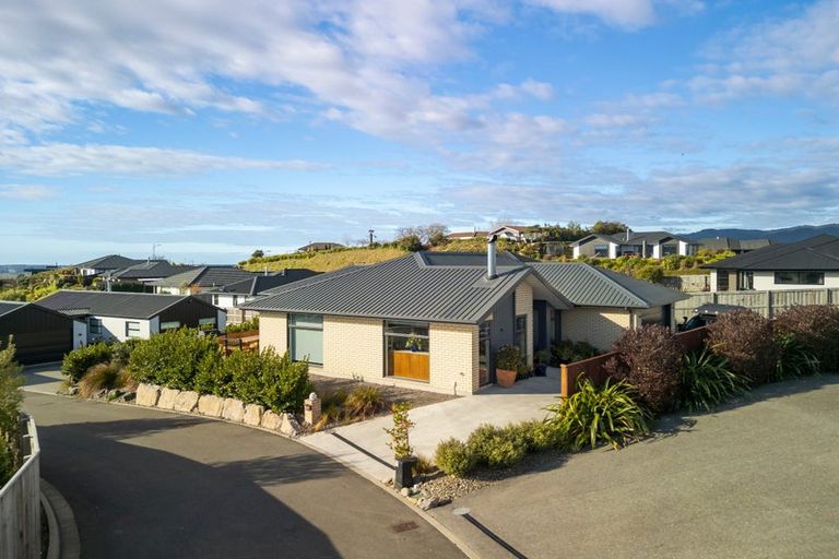 Photo of property in 60 Katania Heights, Brightwater, 7022