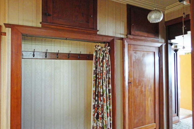 Photo of property in 142 Main South Road, Green Island, Dunedin, 9018