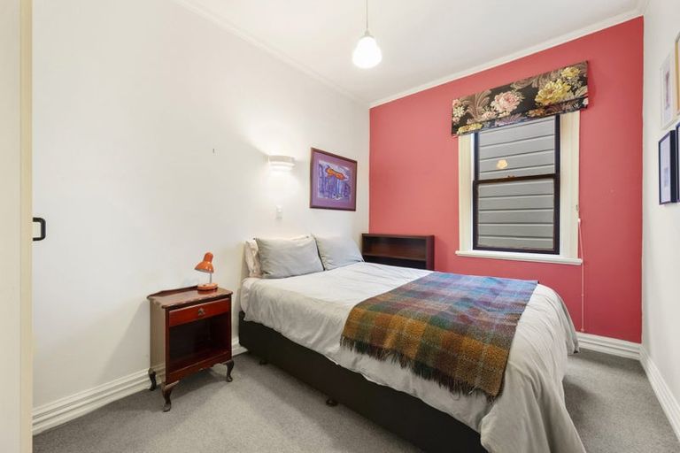 Photo of property in 94 Pirie Street, Mount Victoria, Wellington, 6011