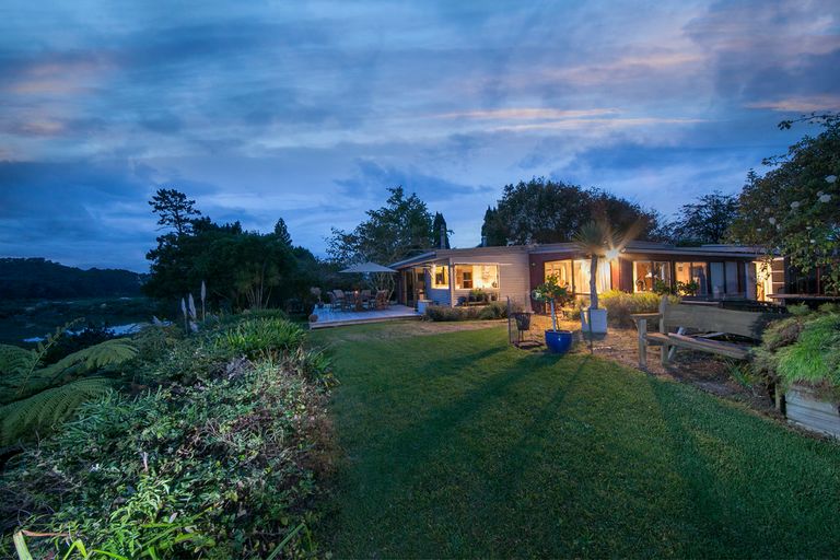 Photo of property in 51 Kent Terrace, Riverhead, 0820