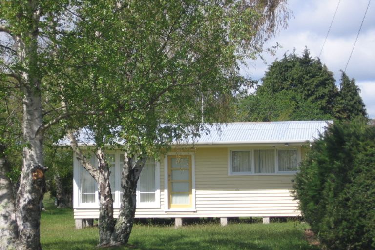 Photo of property in 22 Aubrey Crescent, Rainbow Point, Taupo, 3330