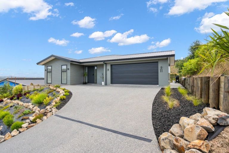 Photo of property in 11 Rihi Paea Rise, Ngunguru, 0173