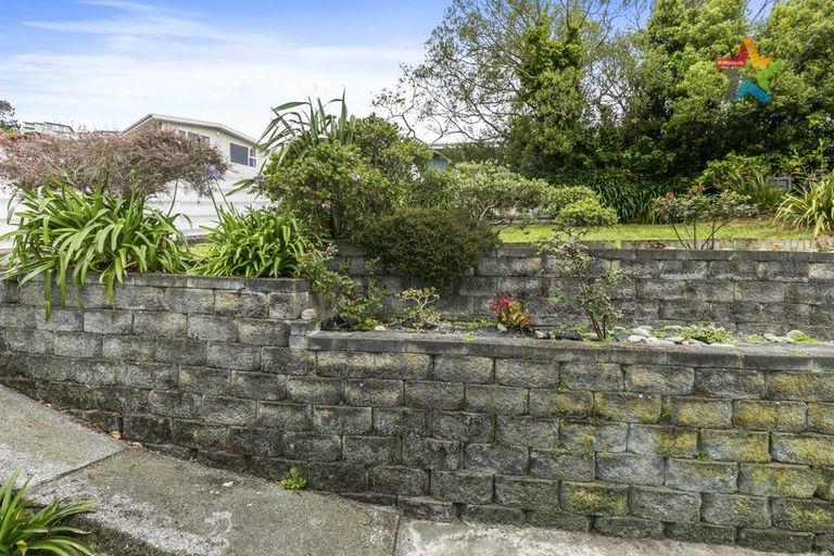 Photo of property in 40 Dowse Drive, Maungaraki, Lower Hutt, 5010