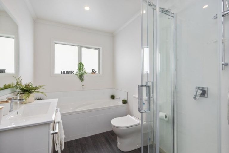 Photo of property in 127 Manuka Street, Stokes Valley, Lower Hutt, 5019