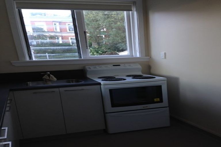 Photo of property in 2 Royal Terrace, Dunedin Central, Dunedin, 9016