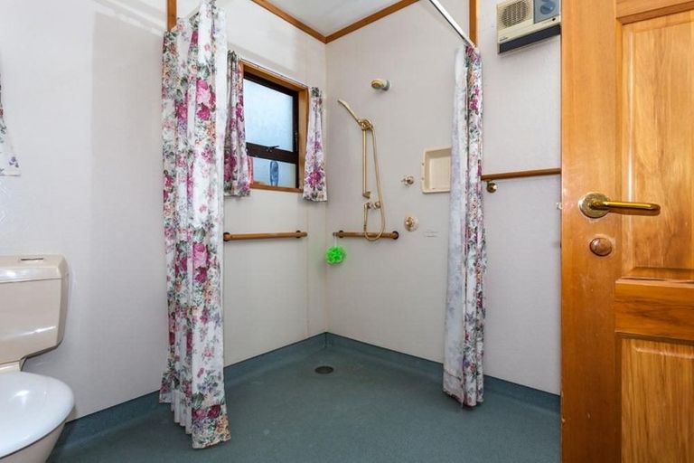 Photo of property in 107 Brook Place, Whangamata, 3620
