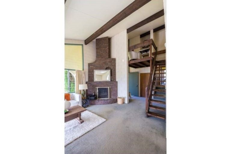 Photo of property in 70 Mayfair Crescent, Mairangi Bay, Auckland, 0630