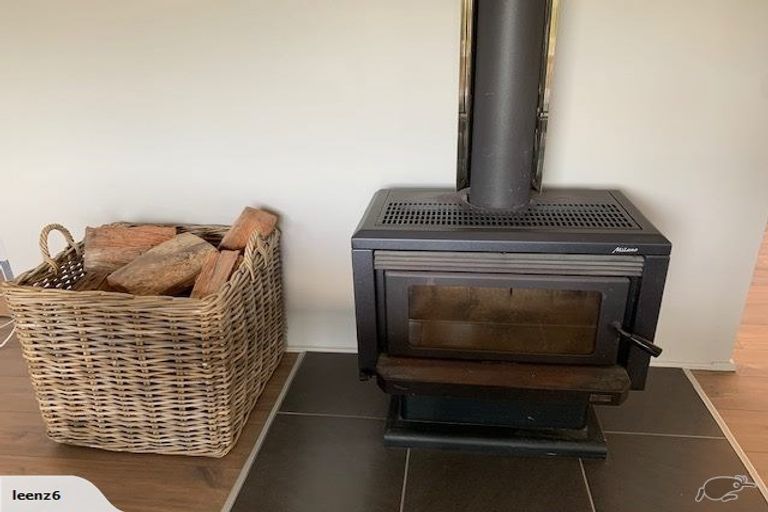 Photo of property in 53 Stillwater Crescent, Stillwater, Silverdale, 0993