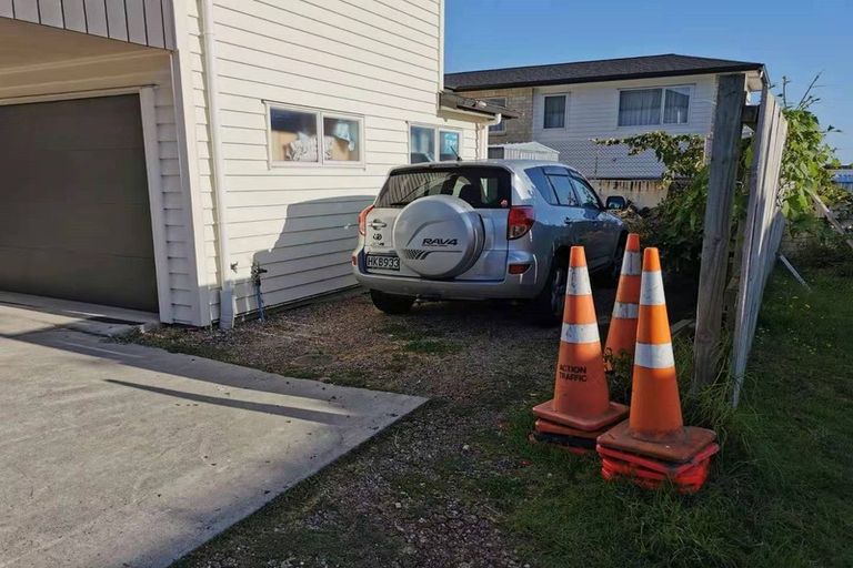 Photo of property in 8 Carbine Road, Mount Wellington, Auckland, 1060