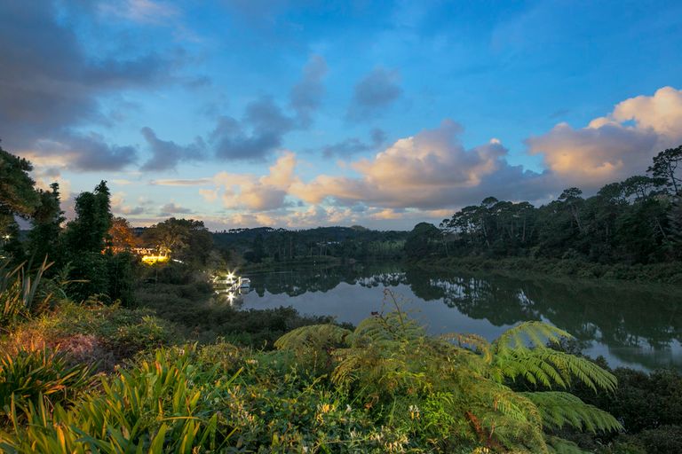 Photo of property in 51 Kent Terrace, Riverhead, 0820