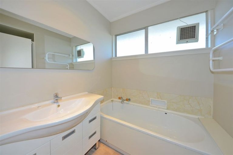 Photo of property in 18 Saffron Street, Bryndwr, Christchurch, 8053