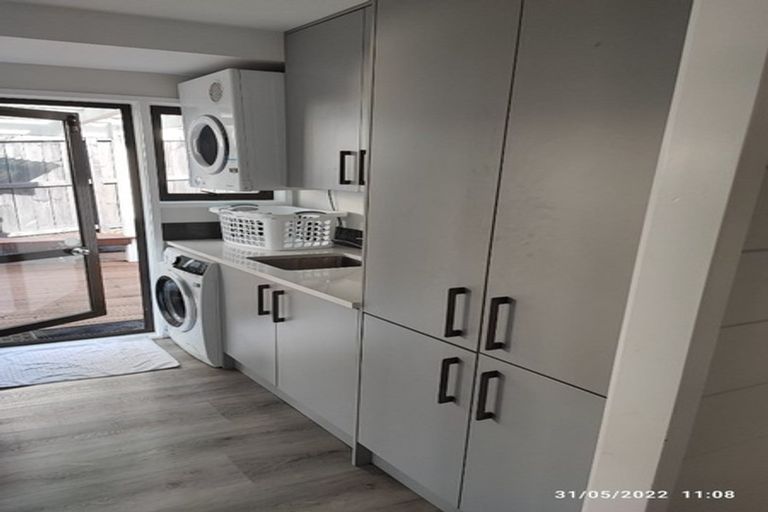 Photo of property in 2/12 Botany Road, Howick, Auckland, 2010