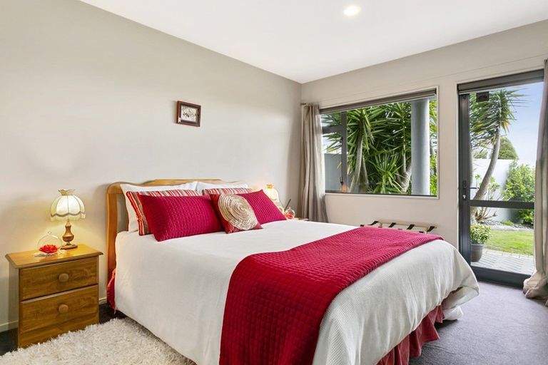 Photo of property in 1/72 Harvey Street, Waipahihi, Taupo, 3330