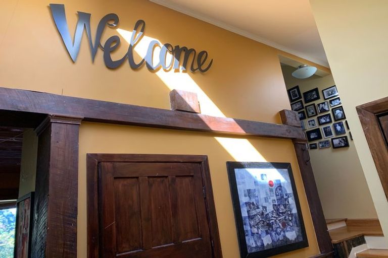 Photo of property in 57 Hawkhurst Road, Lyttelton, 8082