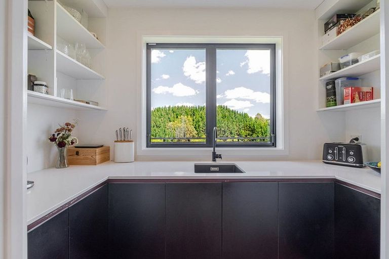 Photo of property in 179 Harrison Hill Road, Aokautere, Palmerston North, 4471