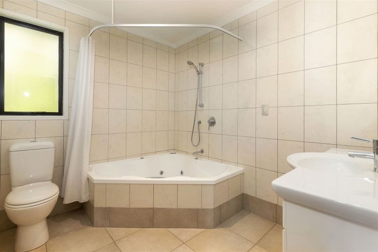 Photo of property in 103 Main Rd Havelock, Havelock, 7100