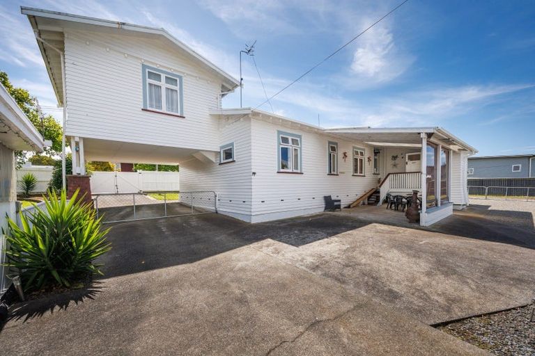 Photo of property in 9 Maunder Street, Marton, 4710