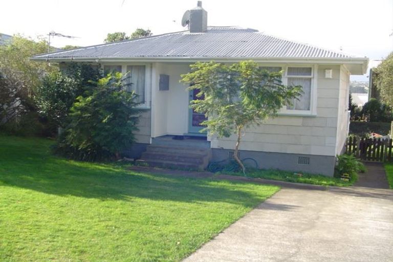 Photo of property in 20 Kotuku Street, Elsdon, Porirua, 5022