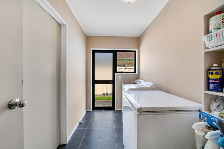 Photo of property in 2/66 Willis Road, Papakura, 2110