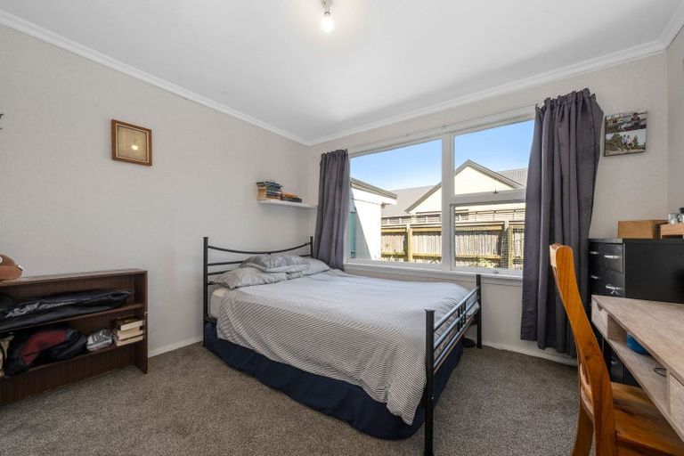 Photo of property in 9 Alpine View Lane, Parklands, Christchurch, 8083