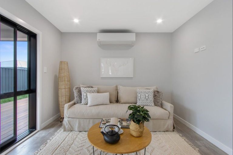 Photo of property in 8 Monowai Street, Poraiti, Napier, 4112