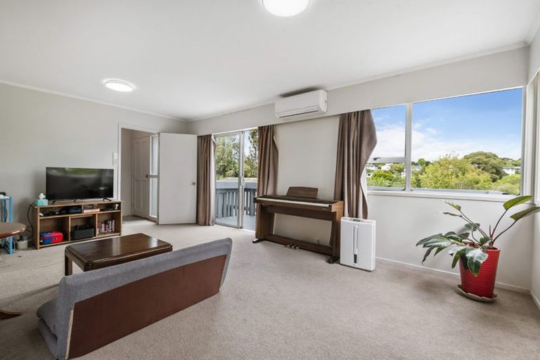 Photo of property in 51 Salamanca Road, Sunnynook, Auckland, 0620