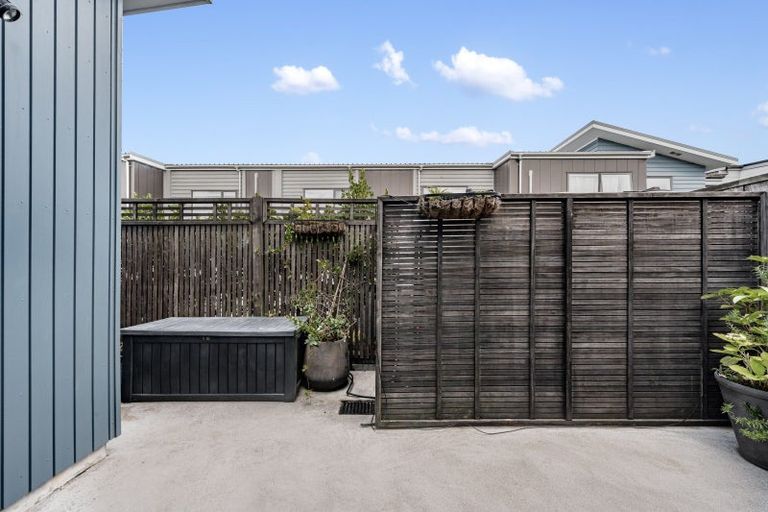 Photo of property in 17 Chaffinch Road, Hobsonville, Auckland, 0616