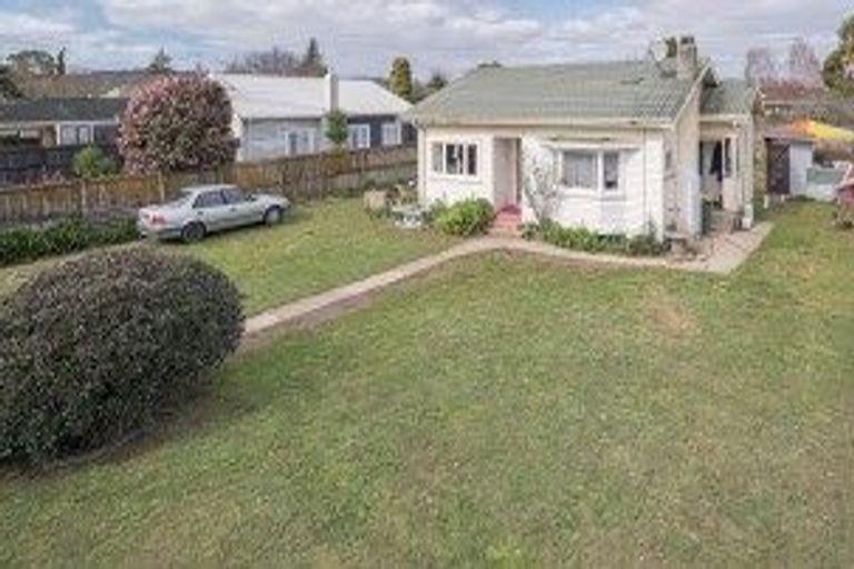 Photo of property in 6 Arawa Street, Papakura, 2110
