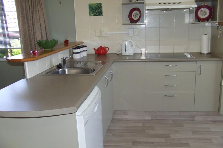 Photo of property in Orange Grove Village, 22 Pyes Pa Road, Pyes Pa, Tauranga, 3112