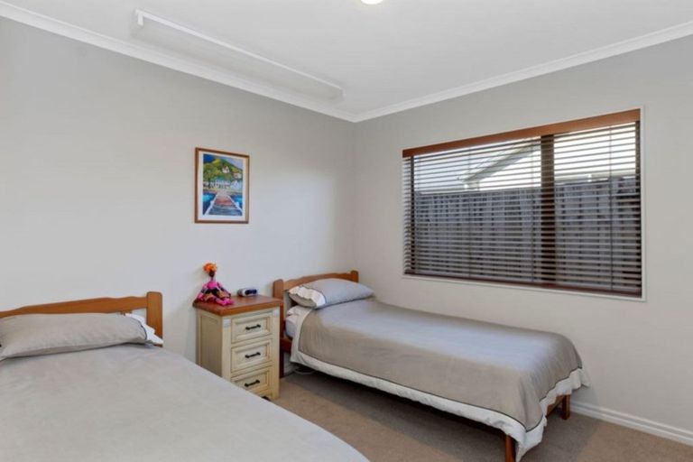 Photo of property in 36 Oriental Parade, Papamoa Beach, Papamoa, 3118