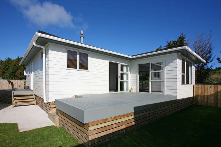 Photo of property in 15 Makere Street, Waitara, 4320