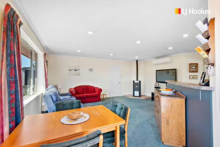 Photo of property in 12 Rowan Place, Mosgiel, 9024