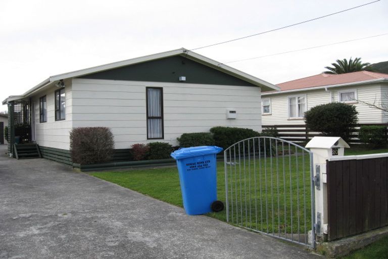 Photo of property in 20 Russell Road, Wainuiomata, Lower Hutt, 5014
