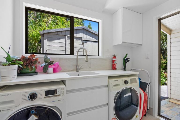 Photo of property in 89a Hebron Road, Waiake, Auckland, 0630