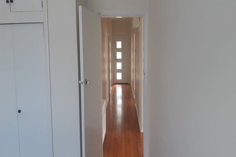 Photo of property in 78 Strathmore Avenue, Strathmore Park, Wellington, 6022