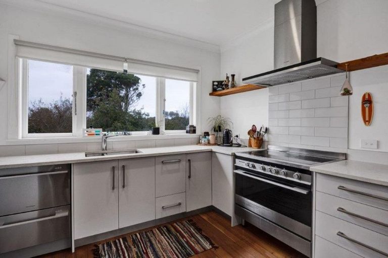 Photo of property in 51 Dives Avenue, Hawera, 4610