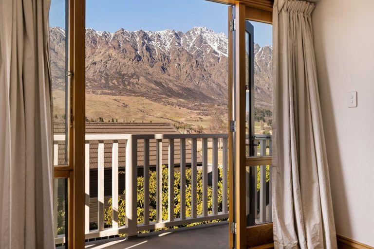 Photo of property in 34 Copper Beech Avenue, Frankton, Queenstown, 9300